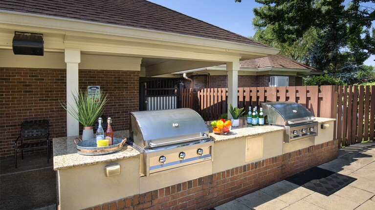 Outdoor kitchen with grill