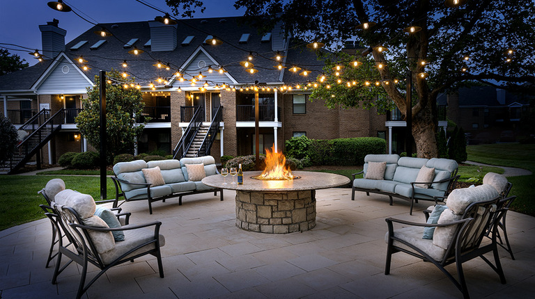 Outdoor Fire Pit with Lounge Seating